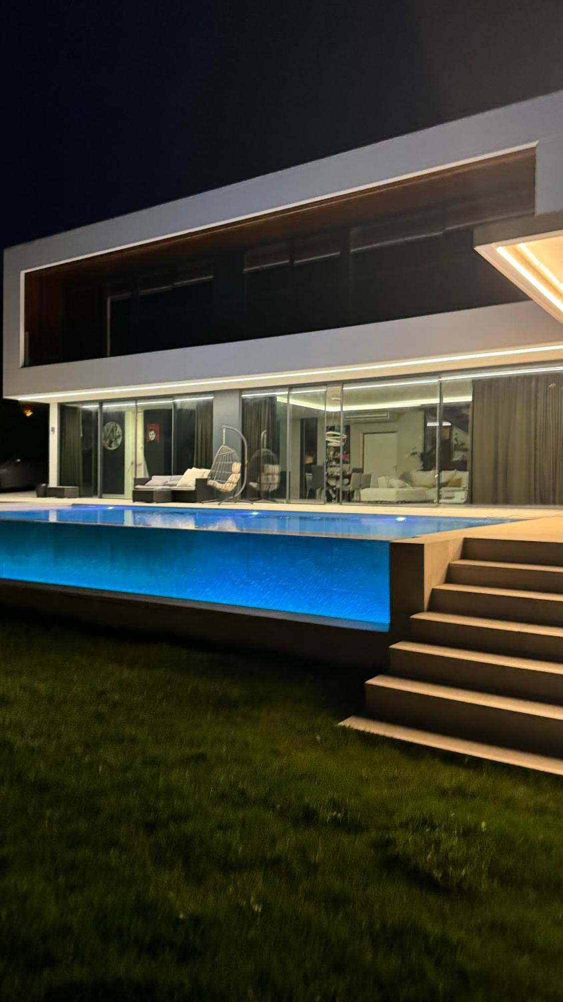 Exclusiva Con Piscina Infinity Y Jacuzzi! * Valdemorillo