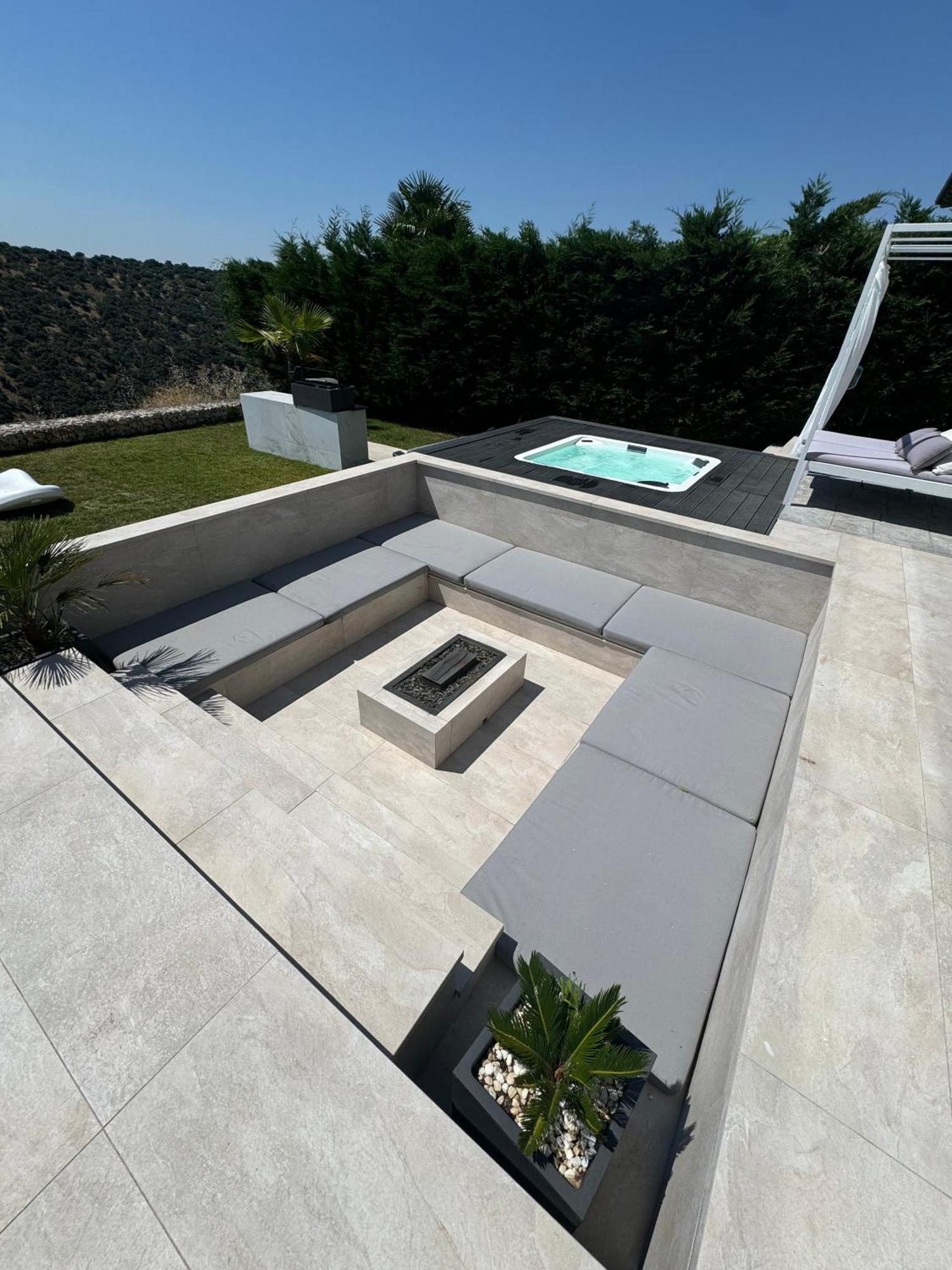 Exclusiva Con Piscina Infinity Y Jacuzzi! Holiday home